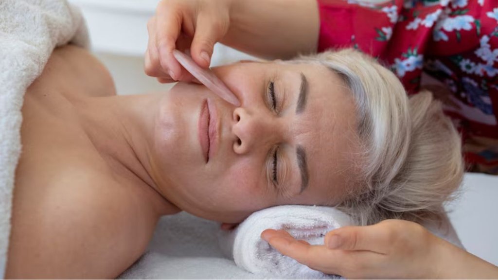 ice massage benefits for face, Ice for Face, Benefits of Cold Facials,