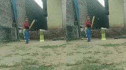 शानदार कवर ड्राइव और हेलीकॉप्टर शॉट, बच्चे में कोहली-धोनी का कॉम्बिनेशन, Viral Video देख यूजर्स बोले – वैभव सूर्यवंशी का…