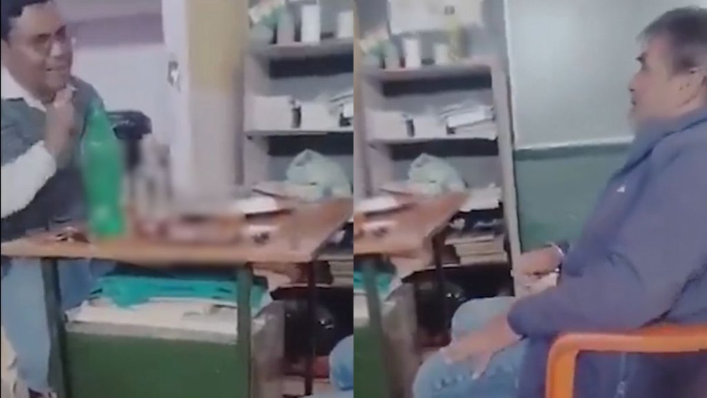 Amroha| Amroha Teacher Suspended| Amroha Teacher viral Video