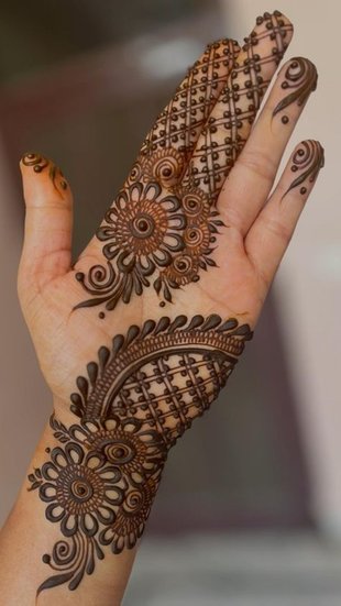 Vat Savitri special mehndi without spending money