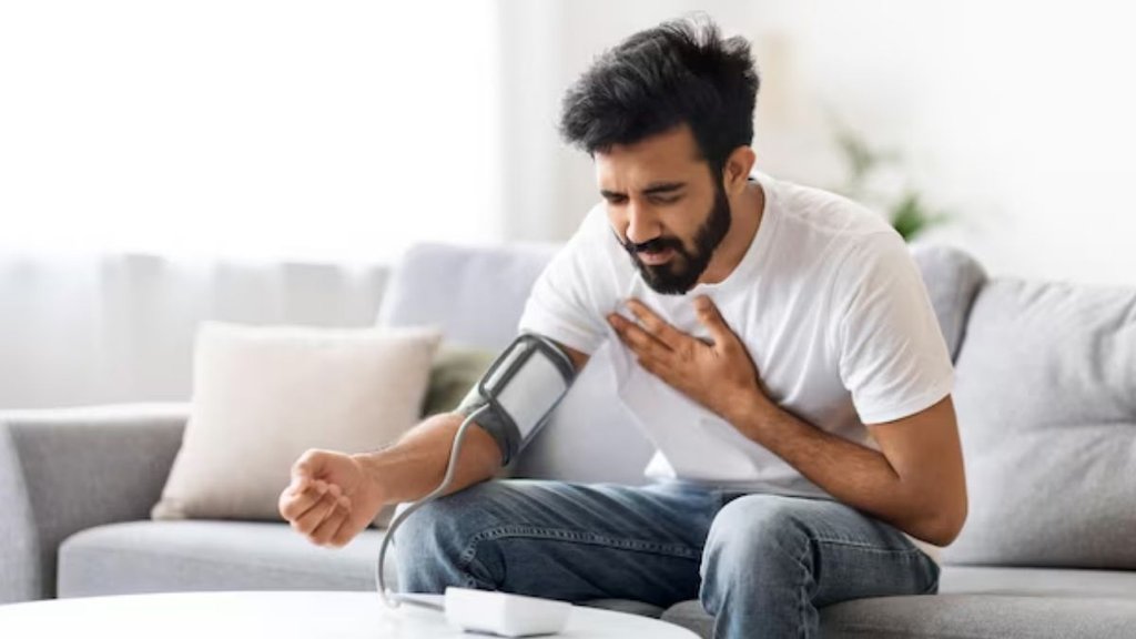 signs of low BP, low BP, Low Blood Pressure Signs, Blood Pressure Signs, Low Blood Pressure, These 5 signs of low BP, low blood pressure symptoms