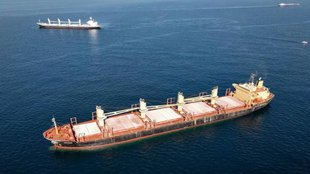 cargo ship, karwar port