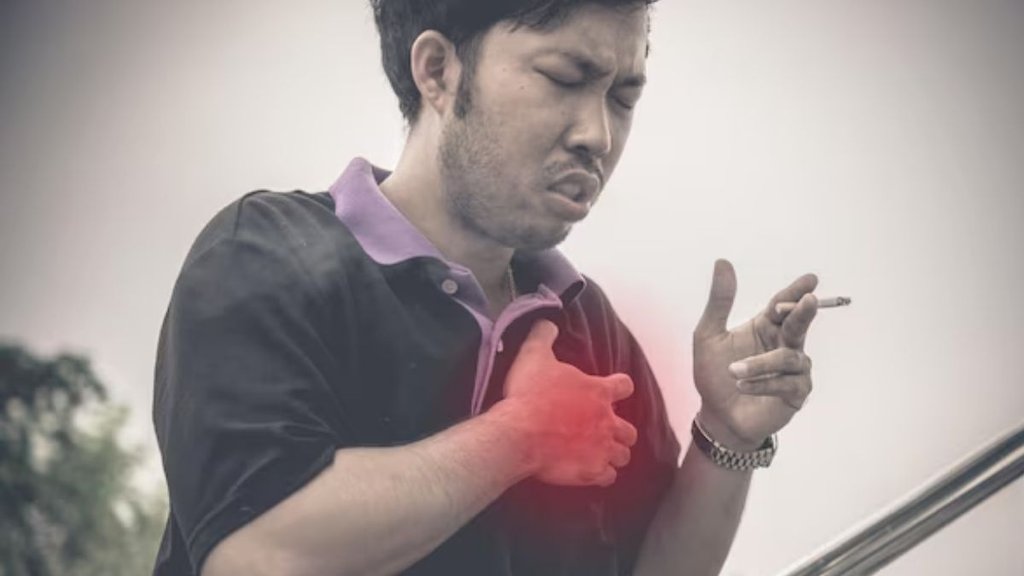 heart attack causes, smoking and heart disease, young heart attack risk, effects of smoking on heart, quit smoking benefits, heart attack symptoms