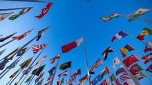 nuclear superpowers, nuclear weapons
