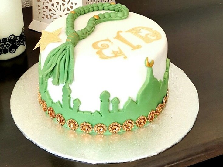 Beautiful cakes for Eid