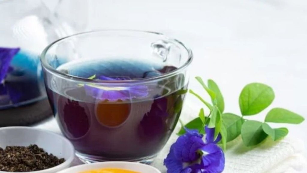 Butterfly Pea Flower, Butterfly, benefits of aparajita flower tea, blood sugar, Acidity, Constipation, aparajita chai ke fayde