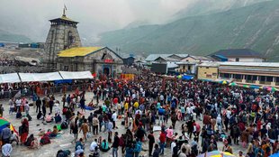 चारधाम यात्रा, Char Dham Yatra, Helicopter Accident, Kedarnath, Badrinath