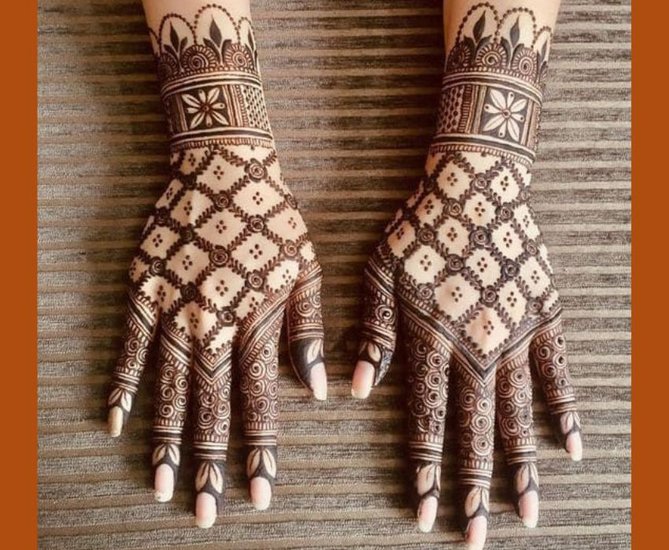 Drench in Beauty Adorn Your Hands with These Latest Mehndi Trends