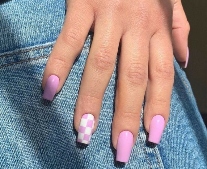 Easy Nail Art for College Girls at Home