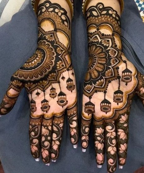 Elegant Mehndi Patterns