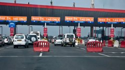 संपादकीय: सिस्टम स्लो, सर्वर डाउन, और पैसा डबल कट- ये है फास्टैग का सच; उपभोक्ताओं की सुनवाई कहां