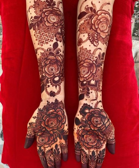 Quick Mehndi ideas for festive look