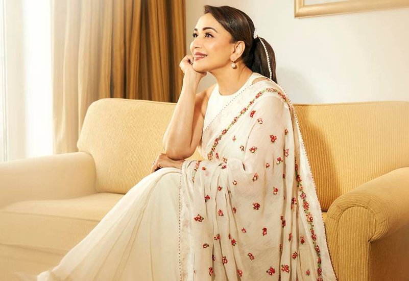 Traditional dress for Ganga Dussehra