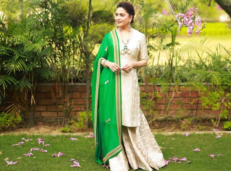 Ganga Dussehra 2025 dress ideas