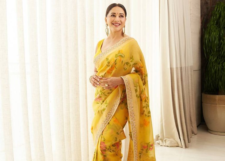 What to wear on Ganga Dussehra