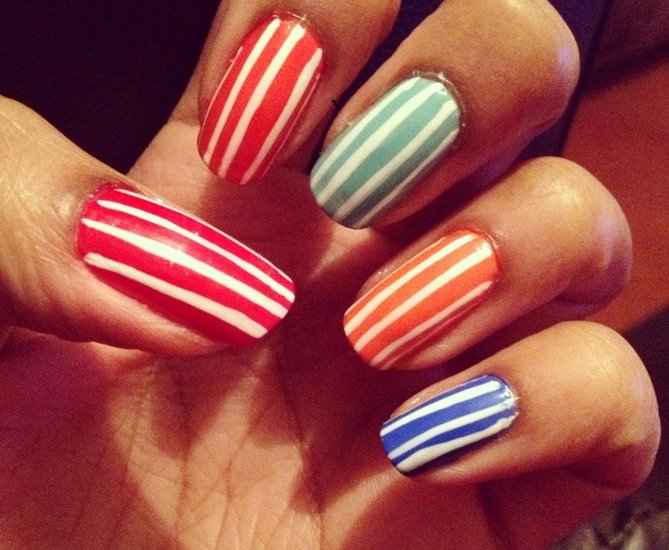 Get a new feel with stripes nail art