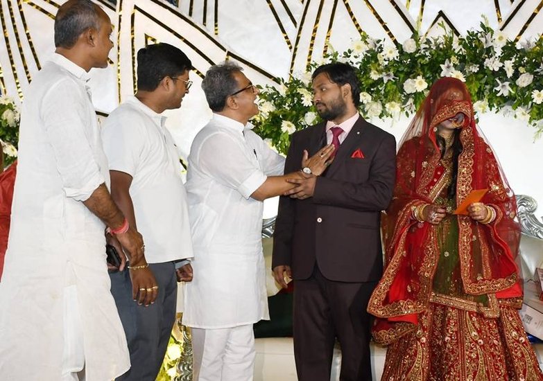 Khan Sir’s Modest Wedding Wins the Internet, Meet His Wife Behind the Veil