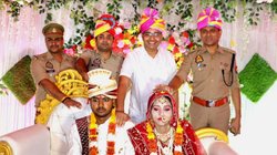 यूपी पुलिस ने भाई की हत्या के बाद लड़की की शादी में की मदद, बारातियों का किया स्वागत, उठाया सारा खर्चा