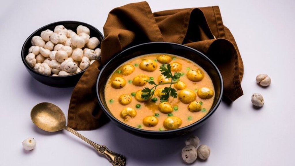 Makhana Sabji Recipe| Halwai style makhana ki sabji | makhana curry recipe