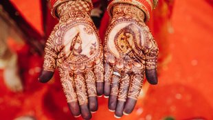 mehndi artist course, mehndi design course, mehndi artist diploma,