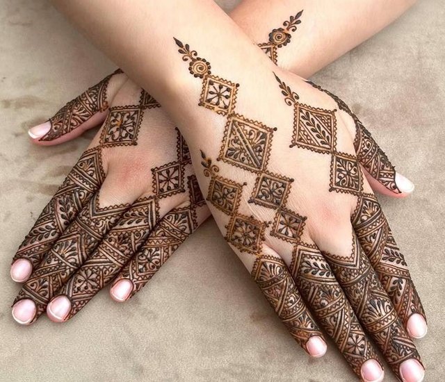 mehndi for modern women