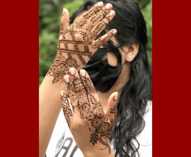 Mid-Palm Mandalas Simple Chic and Trendy
