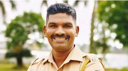 मुंब्रा लोकल ट्रेन हादसे में रेलवे पुलिस कांस्टेबल की भी हुई मौत, एक साल पहले ही हुआ था ट्रांसफर