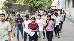NEET UG Result 2025: नीट यूजी में इस साल 100 कैंडिडेट्स को मिला 99.99 पर्सेंटाइल, यहां देखें टॉपर्स लिस्ट
