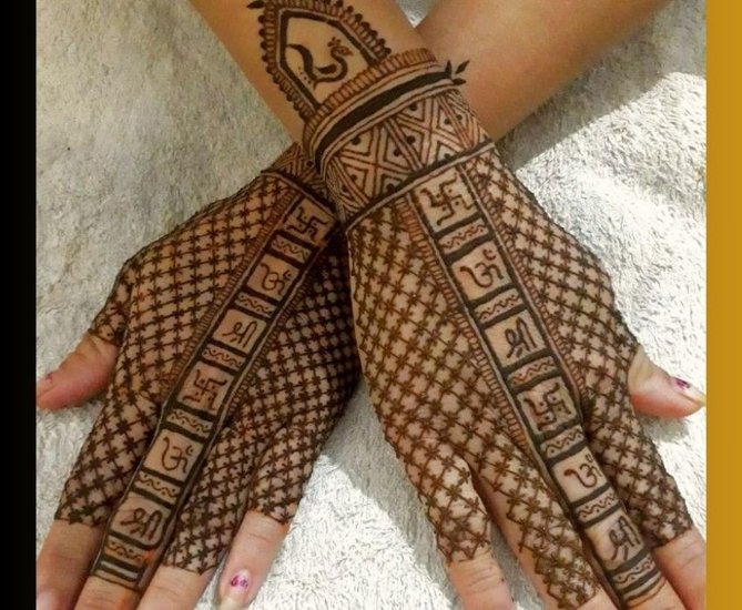 Om and Kalash Mehndi Motifs