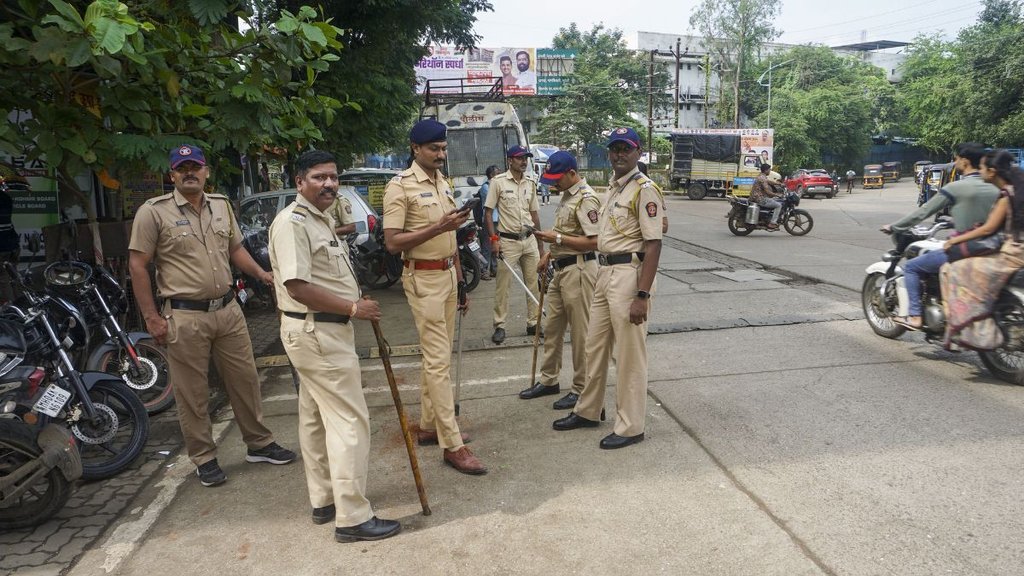 FIR against 3 of shipping firm, maritime job aspirants,