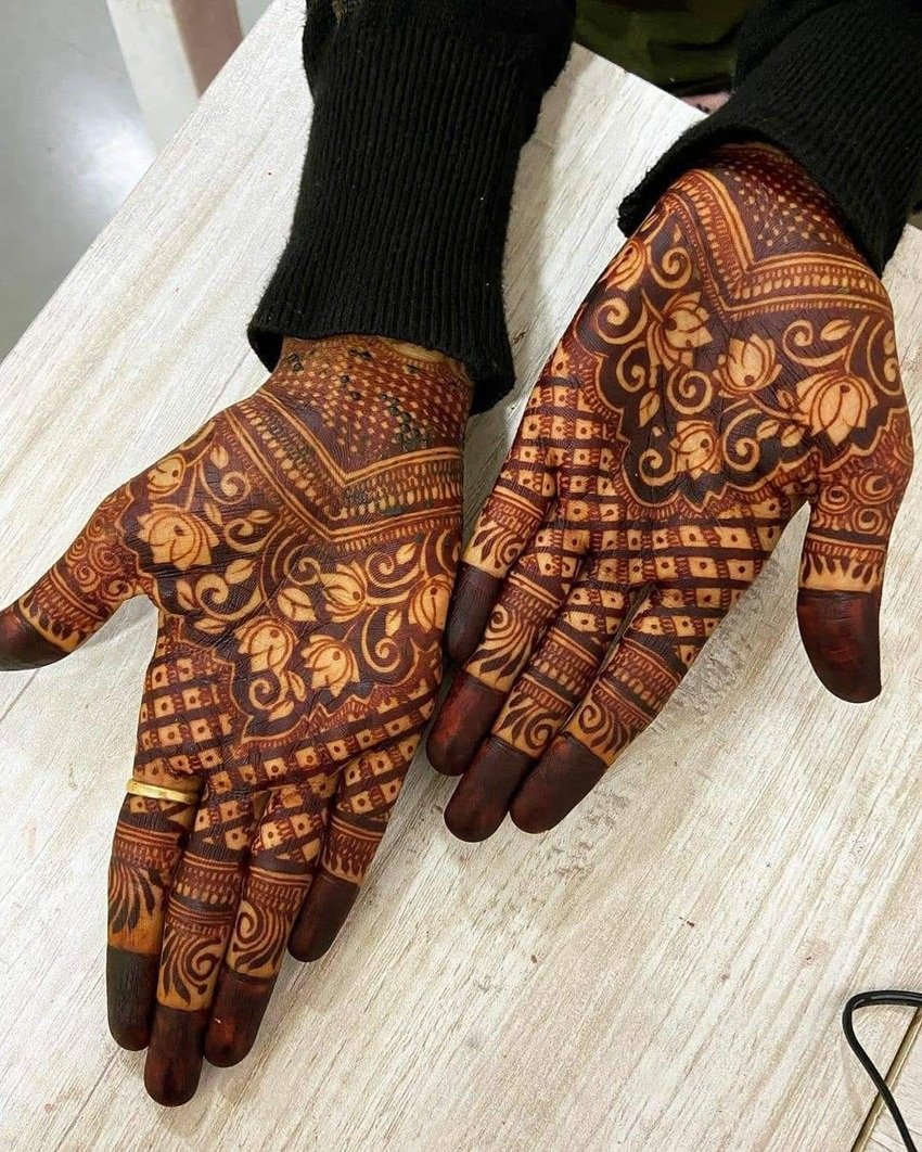 Pakistani Mehndi Art