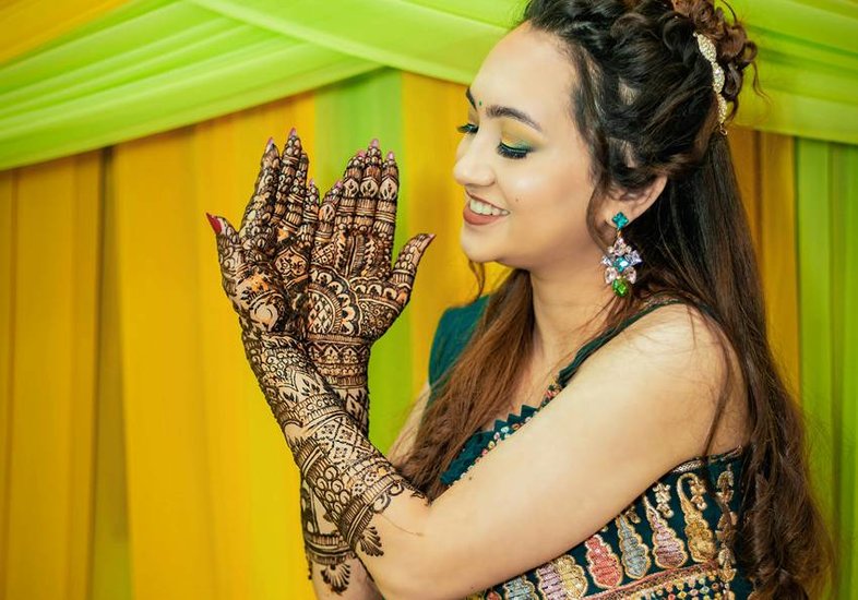 Quick and Unique Mehndi Designs for Sawan