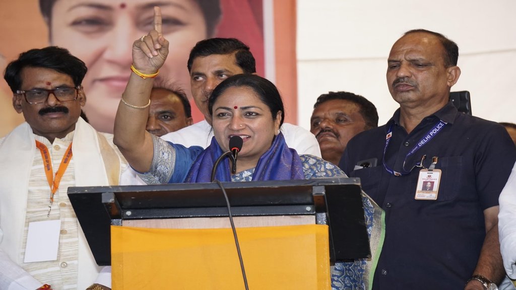 Delhi Government, Central Government, Rekha Gupta, Water Conservation, River Cleaning, Union Home Ministry, Ganga Conservation