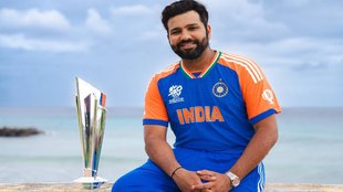 Varun Chakravarthy Dream T20 XI, Rohit Sharma, Virat Kohli, Jos Buttler, Travis Head, Suryakumar Yadav, Nicholas Pooran, Heinrich Klaasen, Hardik Pandya, Andre Russell, Sunil Narine, Rashid Khan, Jasprit Bumrah, and Matheesha Pathirana