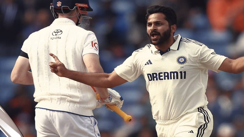 Shardul Thakur, Kuldeep Yadav, India playing XI for 2nd test, Sunil Gavaskar