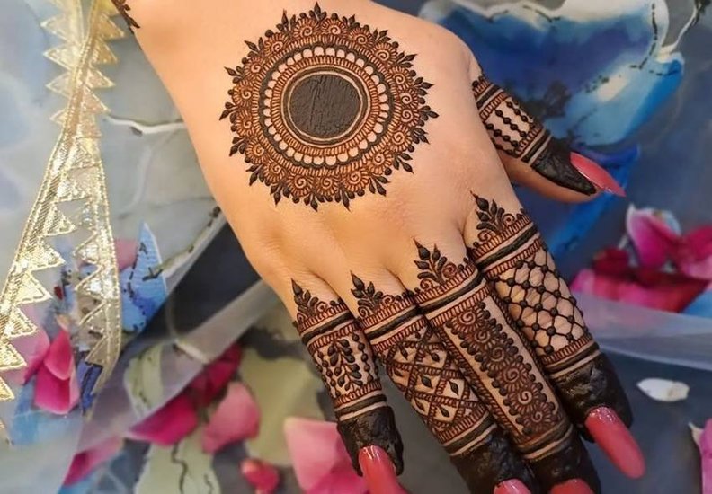 stylish mehndi patterns