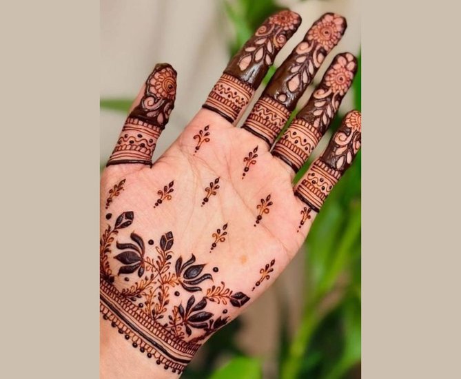 Simplicity Meets Sophistication in These Gorgeous Mehndi Patterns