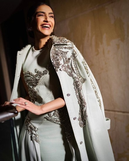 Sonam Kapoor Diet Plan Revealed on Her Birthday