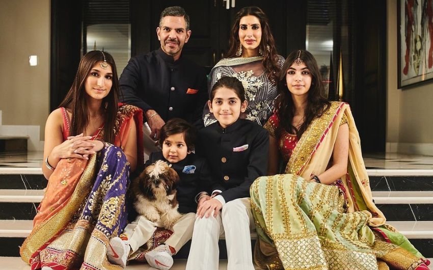 Sunjay Kapur and Karisma Kapoor