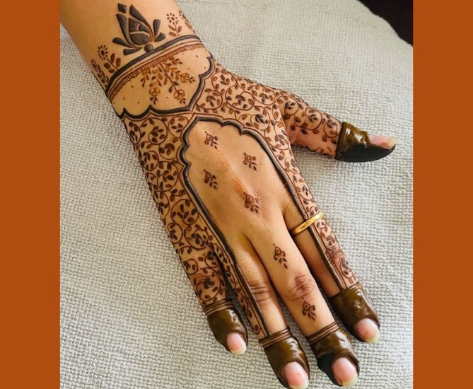 Top Mehndi Patterns to Try This Sawan Monsoon Vibes on Your Palms