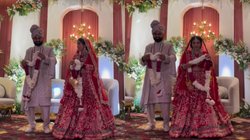 वरमाला से पहले दूल्हा-दुल्हन ने स्टेज पर किया कुछ ऐसा, Viral Video देख बोली इंटरनेट की पब्लिक – कुंडली छोड़ो, वाइब मैच कर गई