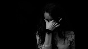 woman killed in dowry violence, newly married woman committed suicide, suicide in car