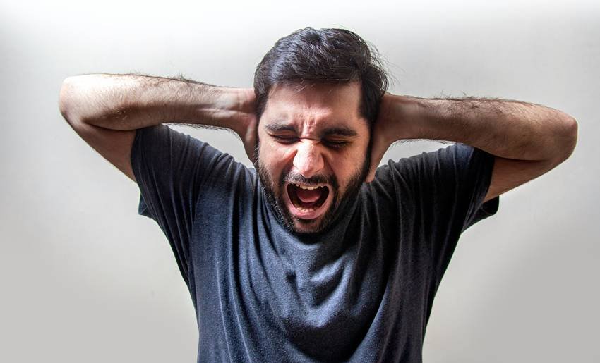 4- गुस्साविदुर नीति के अनुसार व्यक्ति को गुस्सा नहीं करना चाहिए। ये सोचने समझने की शक्ति को खत्म कर देता है। गुस्से में लिया गया फैसला रिश्तों को खराब कर देता है। (Photo: Unsplash)