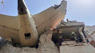 air india | plane crash | captain sumeet | pilot |