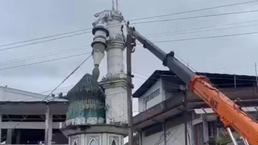 assam | mosque demolition | dibrugarh |