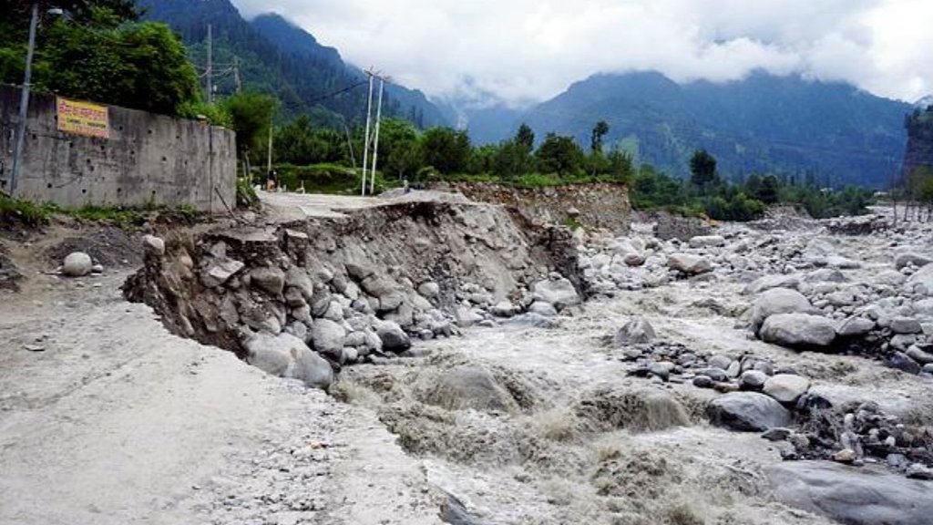 himachal pradesh | flash floods | cloudbursts |