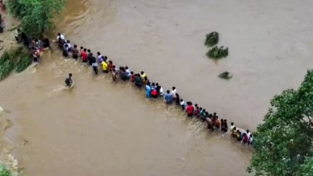 Jharkhand flood rescue, Jharkhand Lavkush Residential School,