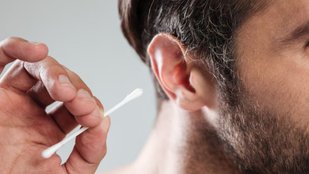 kaan se mail nikalne ka tarika | kaan saaf kaise kare | How to remove ear wax