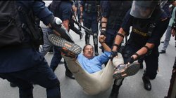 नेपाल में फिर हंगामा… राजशाही बहाली को लेकर प्रदर्शन; पूर्व गृह मंत्री गिरफ्तार