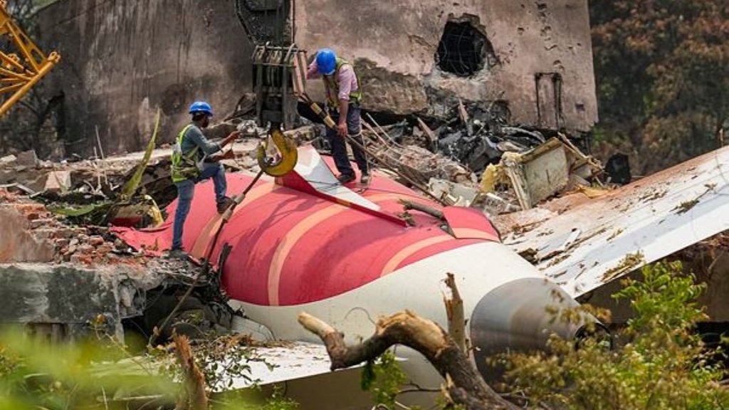 Ahmedabad plane crash, ahmedabad plane crash,air india plane crash